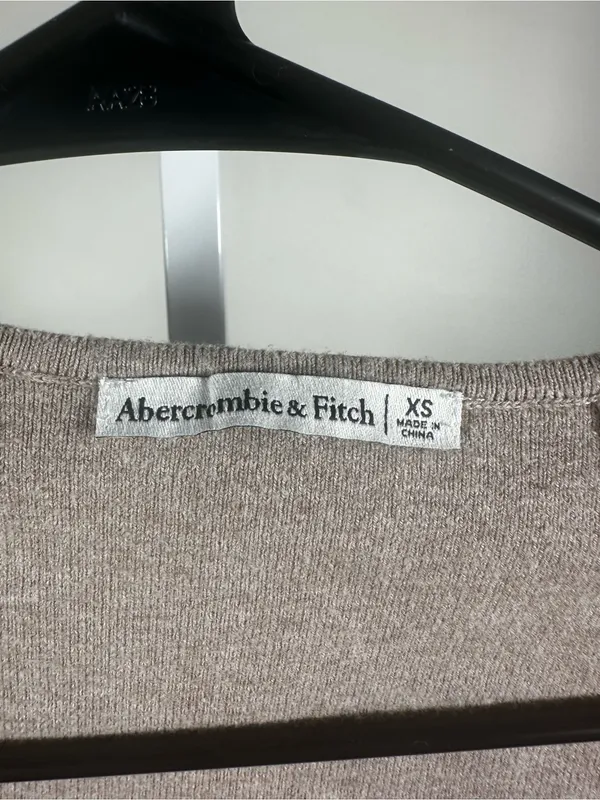 N279. Abercrombie & Fitch Beige/Taupe Long-Sleeve Square Neck Bodysuit - Image 2