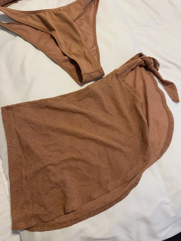 Bikini Set with Sarong - Image 4