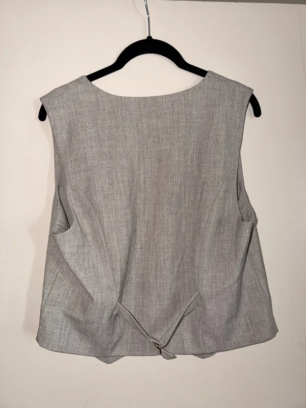 Abercrombie Vest Grey - Image 3