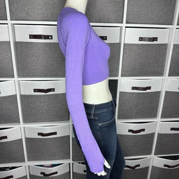 Gymshark VITAL SEAMLESS 2.0 CROP TOP Long Sleeve size Small - Image 6