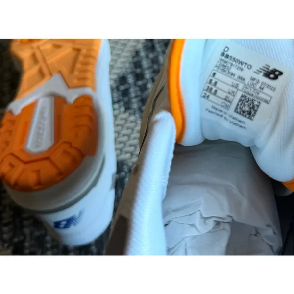 New Balance 550 Sneaker Lakers Pack White/Orange Womens Size 7.5 - Image 9
