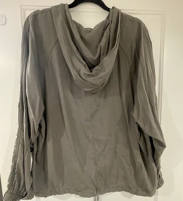Lululemon City Stroll Green Cropped Zip Pullover Hoodie Size 12 - Image 3