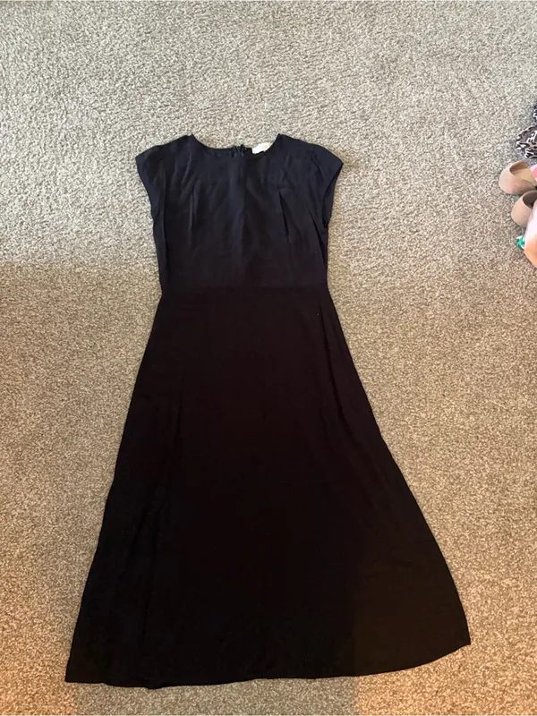 LOFT Black Cap-Sleeve Maxi Dress with Gathered Waist - Image 2