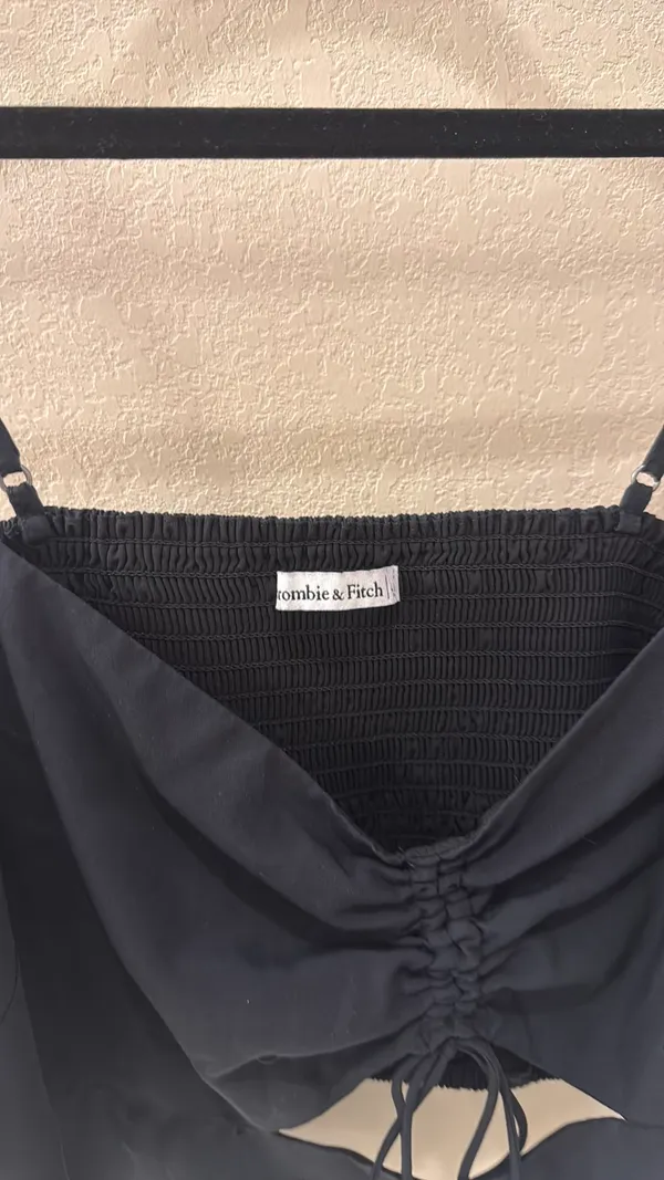Abercrombie Black Crop Top - Image 4