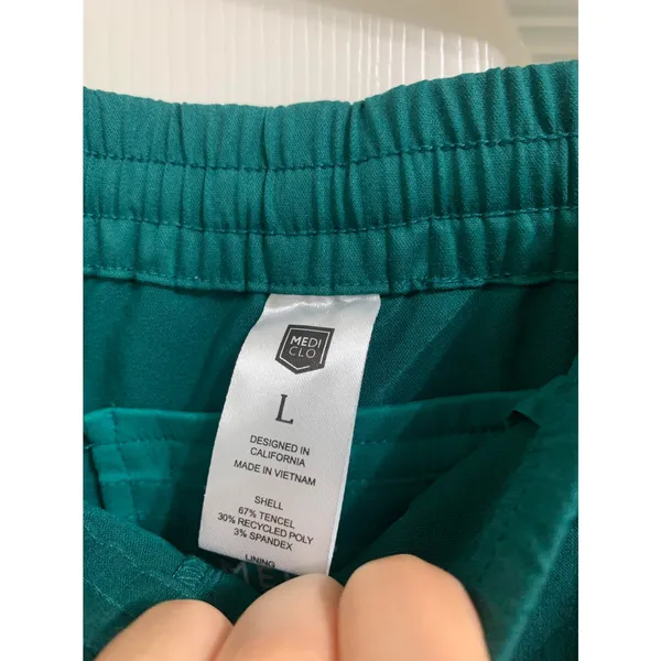 Mediclo sicily pintuck tapered scrub pants hunter‎ green size Large - Image 2