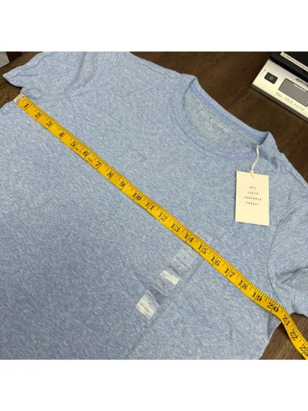 Free Assembly Women’s T-Shirt - Image 5