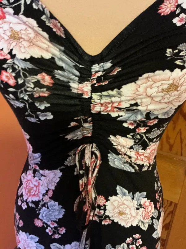 Love Fire Floral Ruched Mini Dress Black Pink Stretch Fit Flirty Date Night - Image 5