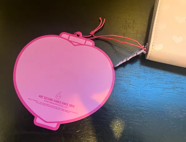 Cakeworthy x Mattel Polly Pocket Wallet - Image 9