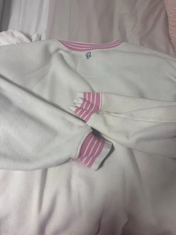 Quintessential Love crew neck White Size M - Image 3