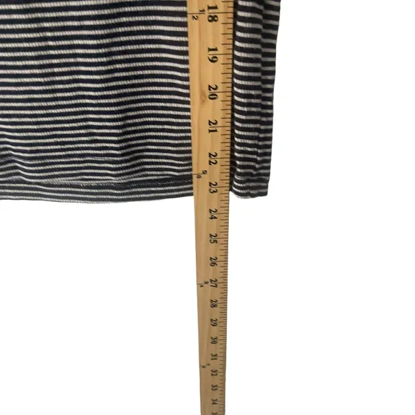 Banana Republic‎ Women XS Striped Soft Short Sleeve Button Back Shirt - Image 9