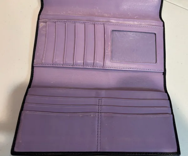Coach | Hampton leather tri-fold wallet .  - Image 10