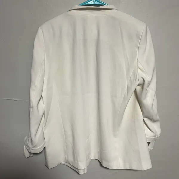 LOFT Women's Classic Cream Blazer - Image 5