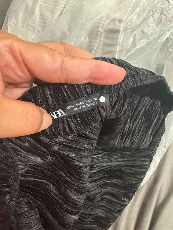 Zara women skirt size L - Image 2