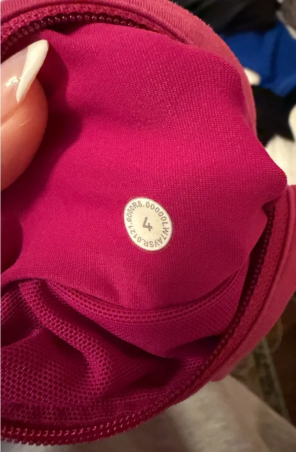 Lululemon Shorts Speed Up 2.5" - Image 3