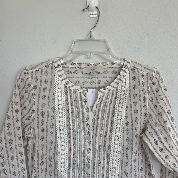 Ann Taylor LOFT Blouse Size XS NWT  - Image 2