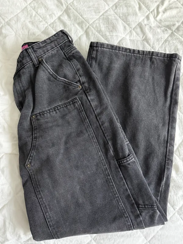 Edikted Low-Rise Jeans - Image 2