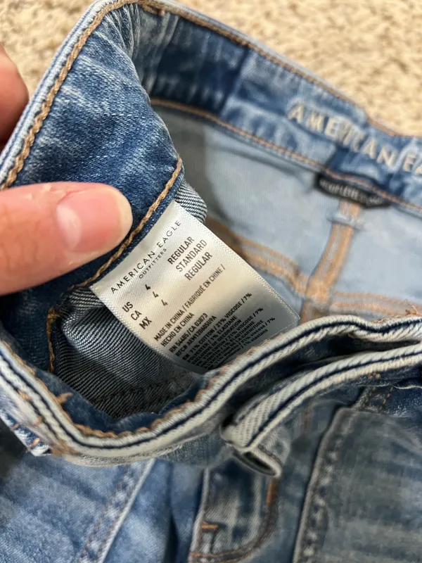 American Eagle High-Rise Flare Jeans 4 - Image 3