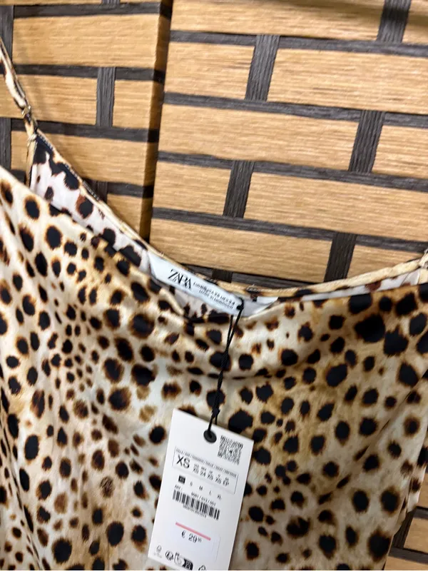 Zara tan cheetah print long camo size XS - Image 4