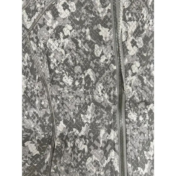 Lululemon Hooded Define Jacket *Nulu Hideaway Camo Lunar Rock Multi Women's Sz 8 - Image 9