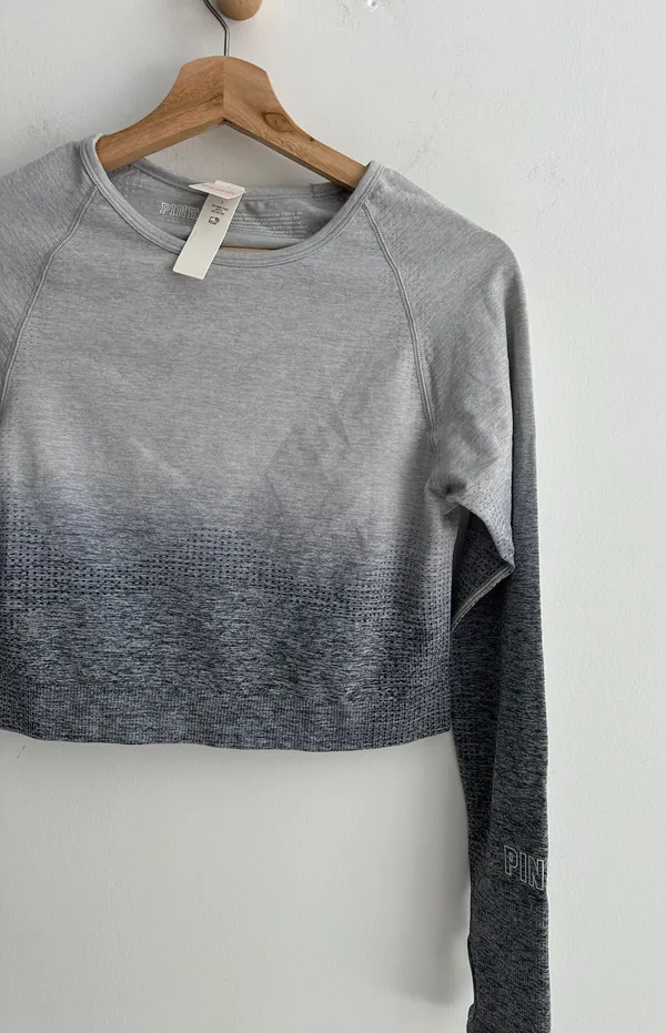 PINK - Victoria's Secret Ombré Workout Long Sleeve - Image 2