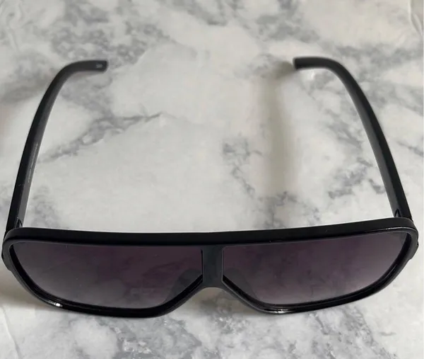 Oversize Sunglasses - Image 5