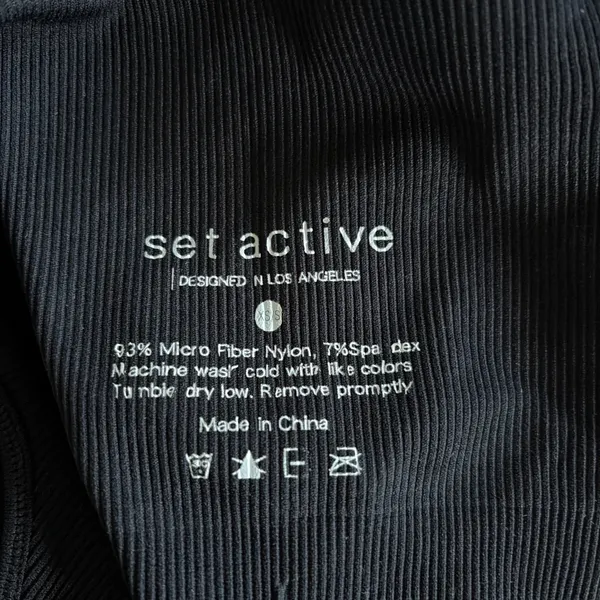 Set Active Black Ribbed Sports Bra - Image 4