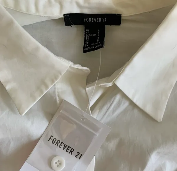 Forever 21 Button down top - Image 3