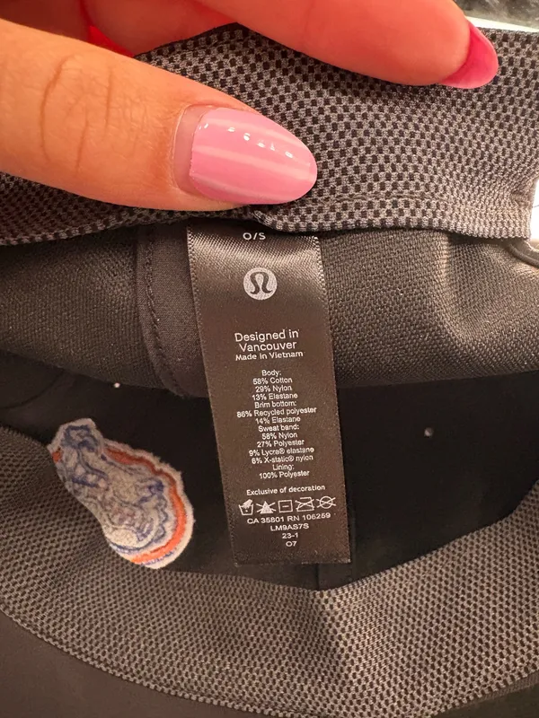 Lululemon Hat Black  - Image 6
