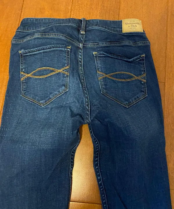 Abercrombie Skinny Jeans - Image 2