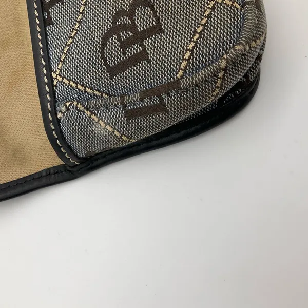 Dooney And Bourke Wristlet‎ Pouch - Image 5