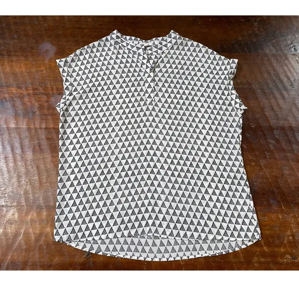 Pleione‎ Short Sleeve Blouse w White/Black Geo Pattern Dolman Sleeves Career - M - Image 3