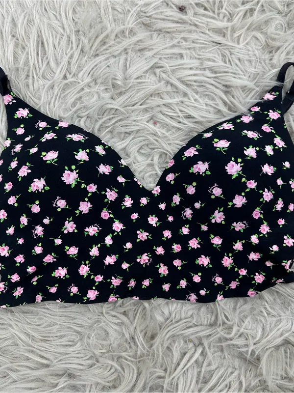 Victoria's Secret Pink Two Piece Bra Bundle Size Medium Floral Velvet - Image 3