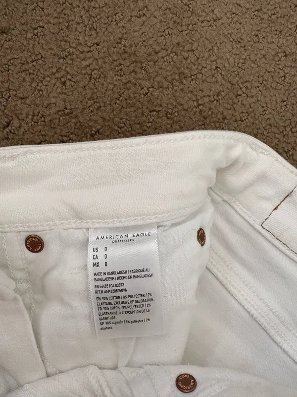 American Eagle White Jean Shorts - Image 3