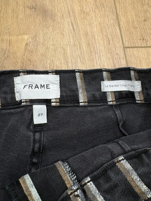 🌟 Frame 🌟 Striped Le Bardot Crop Flare Patch Pocket Denim Jeans Black Wash 27 - Image 5