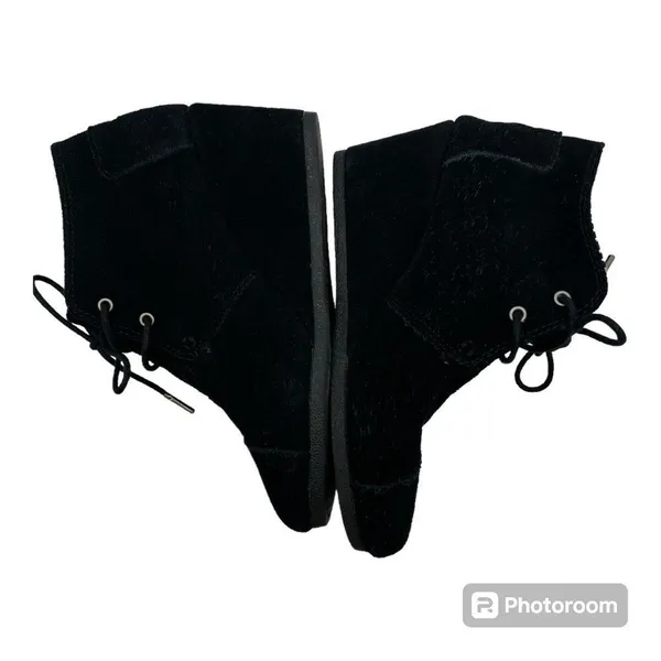 Tom’s black microsuede wedge ankle bootie size 8 - Image 3