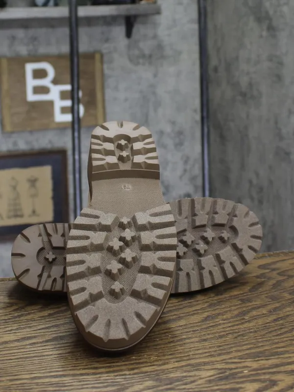 NWT Journee Collection Comfort Foam Jessamey Platform Loafers Taupe Brown 7.5M - Image 6