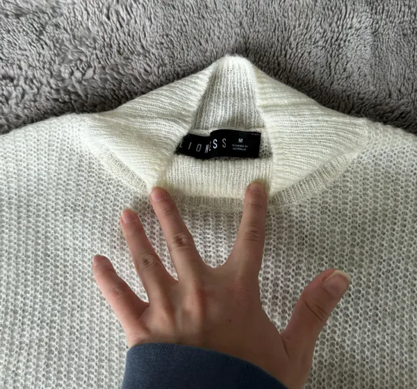 Cropped Sweater - Image 3