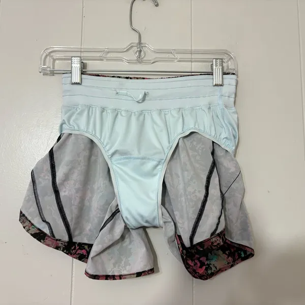 Lululemon Track That 5” Shorts Stencil Blossom Print Size 4 - Image 6