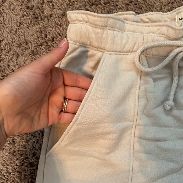‼️Abercrombie Fleece Paperbag Shorts‼️ - Image 2