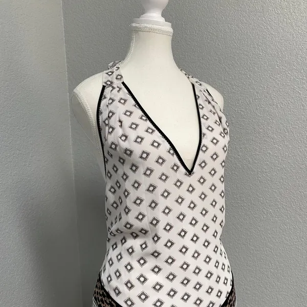 White House Black Market Geometric Halter Top Fringe Tassel White Black Brown - Image 2