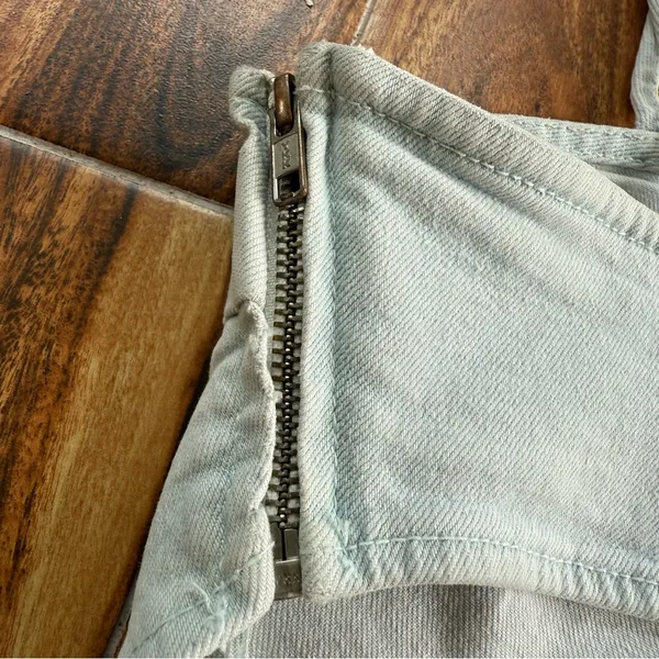 Zara NWT Light Denim Chambray Crop Top Size M - Image 9