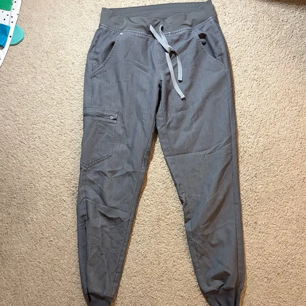 FIGS Women’s Size XS Gray Jogger Pants - Image 2