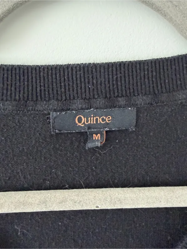 Quince Lightweight Cotton Cashmere V Neck Business Casual Black Sweater M - Image 2