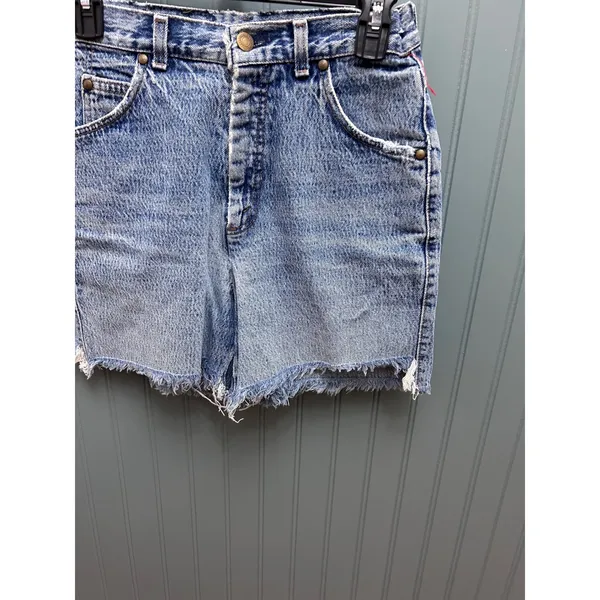 Levis Vintage High Waisted Denim Cutoff Shorts Light Wash Blue Size 24 Button up - Image 2
