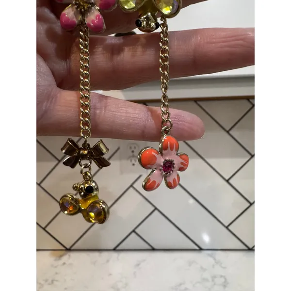Rare Betsey Johnson mismatched bee flower bow drop earrings crystal accents - Image 8