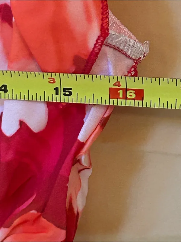 V-Neck Floral Maxi/midi Dress in Orange & Red, ruffled hem, size medium NWOT - Image 7