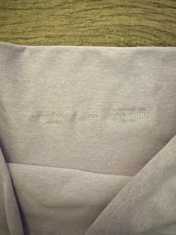 Old Navy Active Lilac Purple Matching Workout Set - Image 3