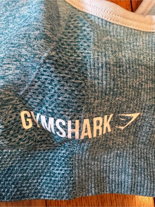 Like New Gymshark Adapt Ombre Seamless Sports Bra - Size XS - Image 5