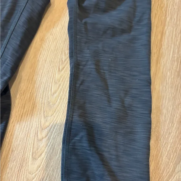 Space Grey Lululemon Leggings - Image 2