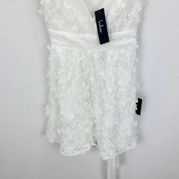 Lulus Totally Beautiful White 3D Floral Tie-Strap Skater Mini Dress Small NWT - Image 7